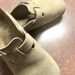Gently used - Birkenstock Boston Leather Clogs size 40EU